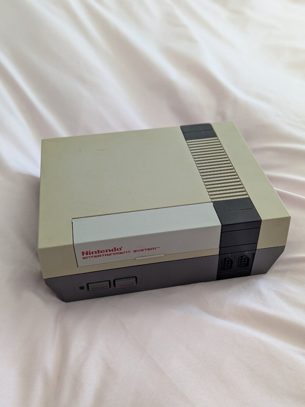 Nintendo Grey Vintage NES-001 Console Made In Japan